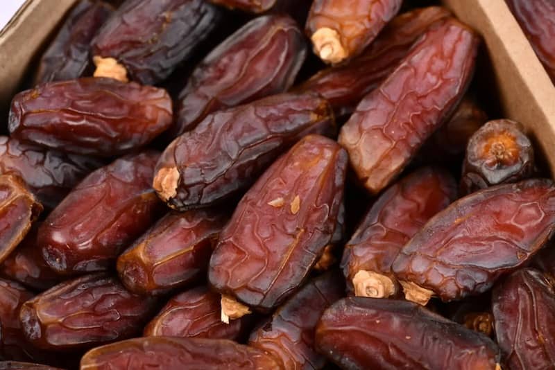تصویر 1 از خرما پیارم باسکول درشت خوش طعم با بافت گوشتی